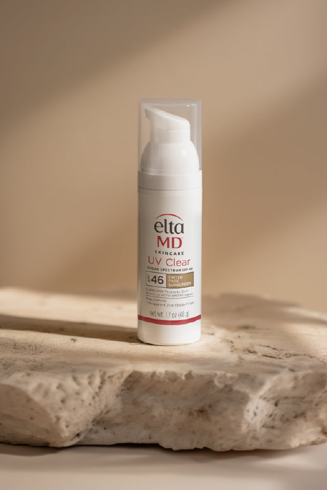 Elta MD UV Clear Broad Spectrum SPF 46 – Con Color